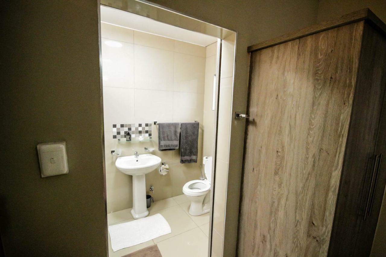 Patterson B&B Newcastle Bagian luar foto
